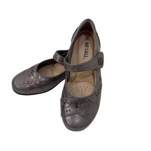 No Call Womens Comfy Mary Jane Style Shoes Size 8M Pewter Metallic Faux Leather